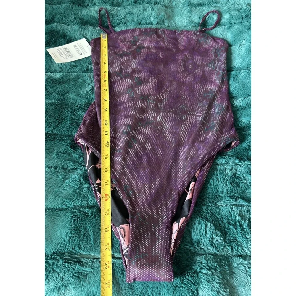 Maaji Women Size Small One Piece Reversible Swimsuit Floral Print‎  Beach Vacay